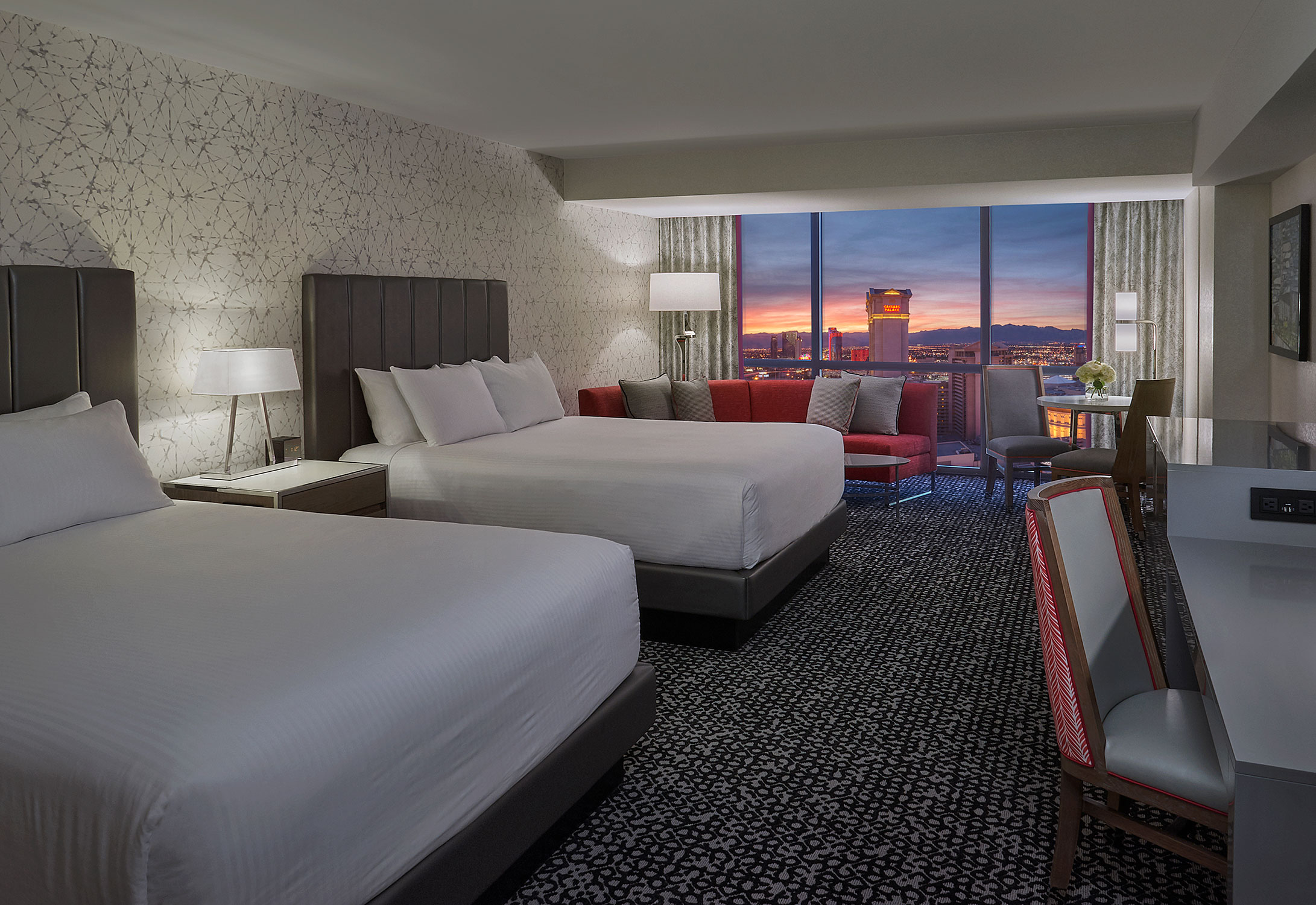 095THE-FLAMINGO-ROOM-27166-Bedroom